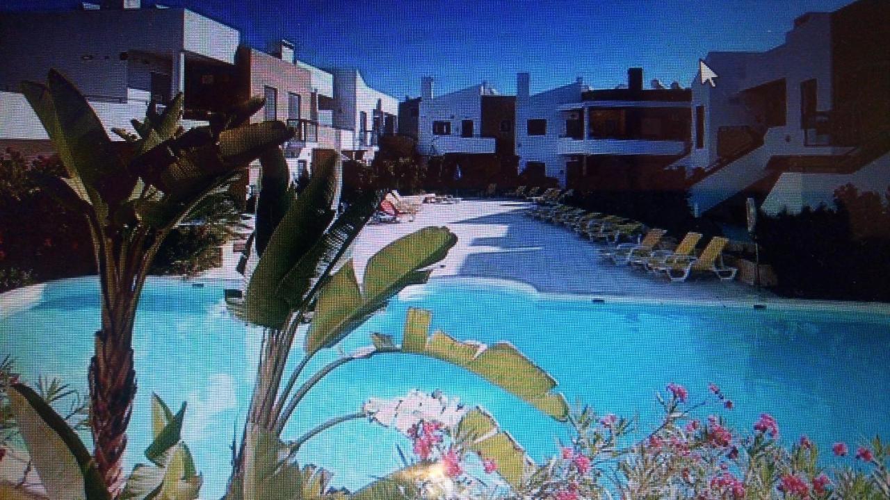 T2 De Luxo Em Albur-Village A 10 Minutos Da Praia A Pe ألفور المظهر الخارجي الصورة