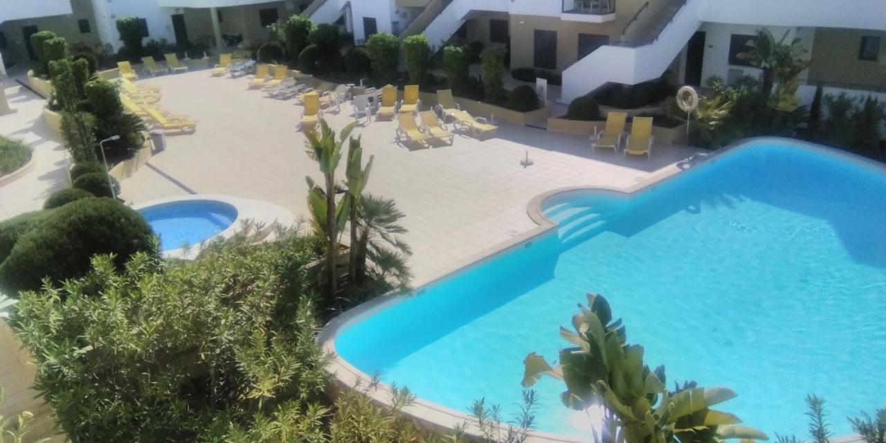 T2 De Luxo Em Albur-Village A 10 Minutos Da Praia A Pe ألفور المظهر الخارجي الصورة